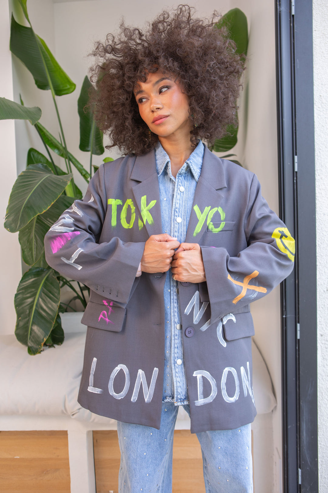 Blazer oversize graffitis Miya Manteaux et vestes