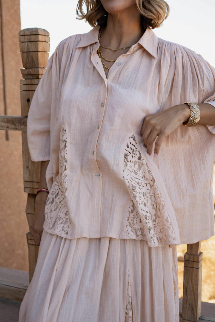 Blouse Ample Détails Dentelle Nana - Taille unique 36-48