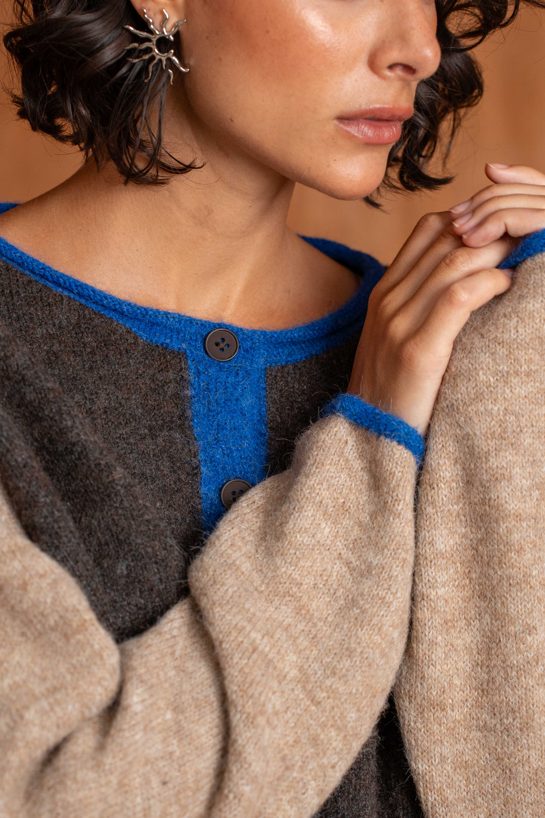Gilet en maille bicolore à boutons Miko 26002 - Taille