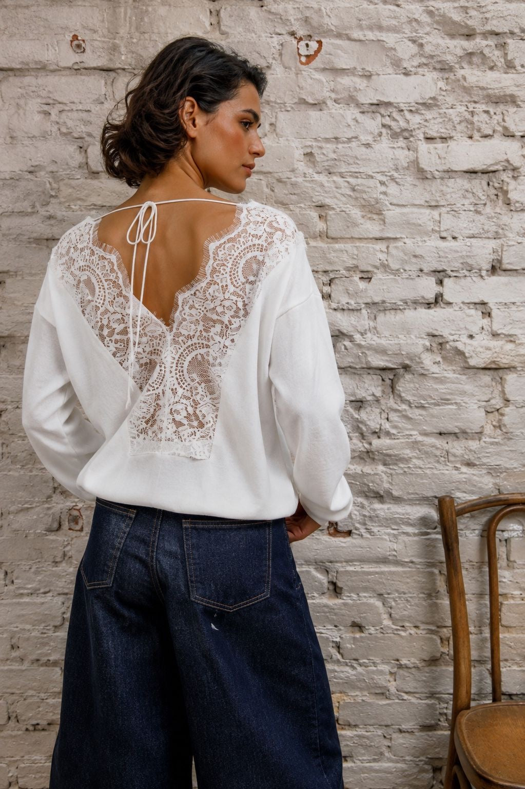 Pull à dos en dentelle Aurora 2706 - Taille unique: 36