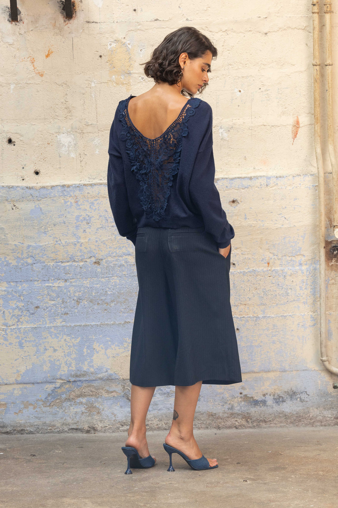 Pull avec dos en dentelle guipure Vanessa 2707 - Taille