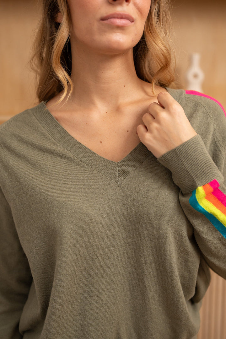 Pull col v arc en ciel Capsule Taille unique / Kaki pulls