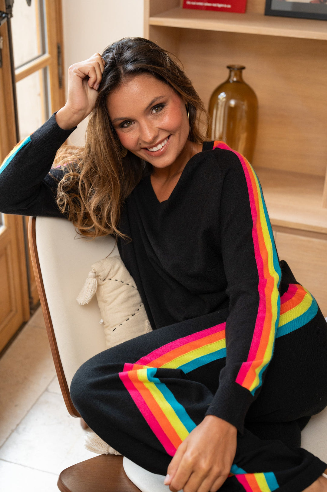 Pull col v arc en ciel Capsule Taille unique / Noir pulls