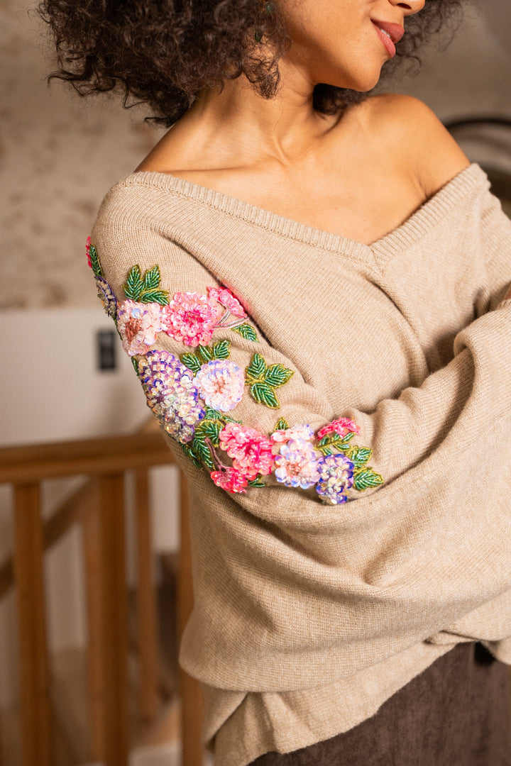 Pull col V broderies florales Rana Taille unique / Camel
