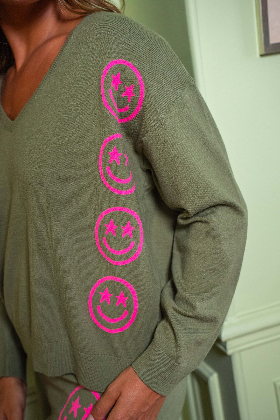 Pull col v smileys Joy Taille unique / Kaki pulls