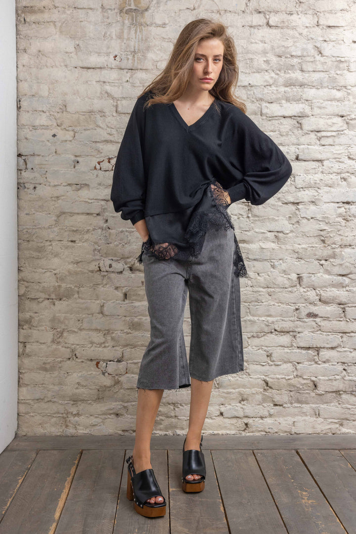 Pull en maille et voile de dentelle Odessa 26017 - Taille