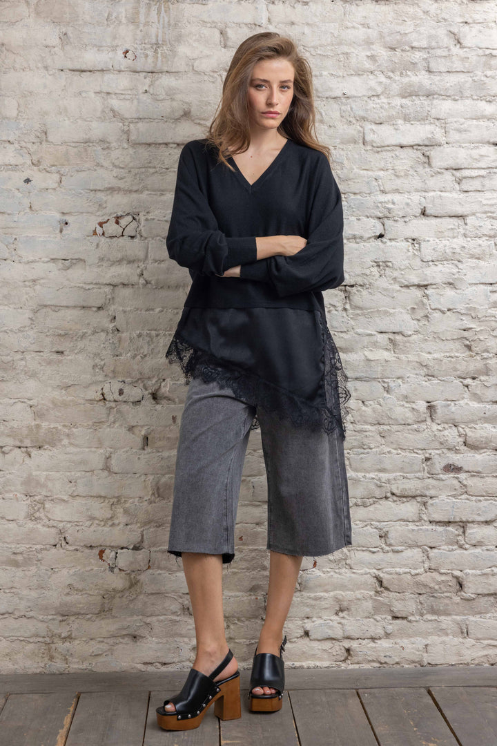 Pull en maille et voile de dentelle Odessa 26017 - Taille