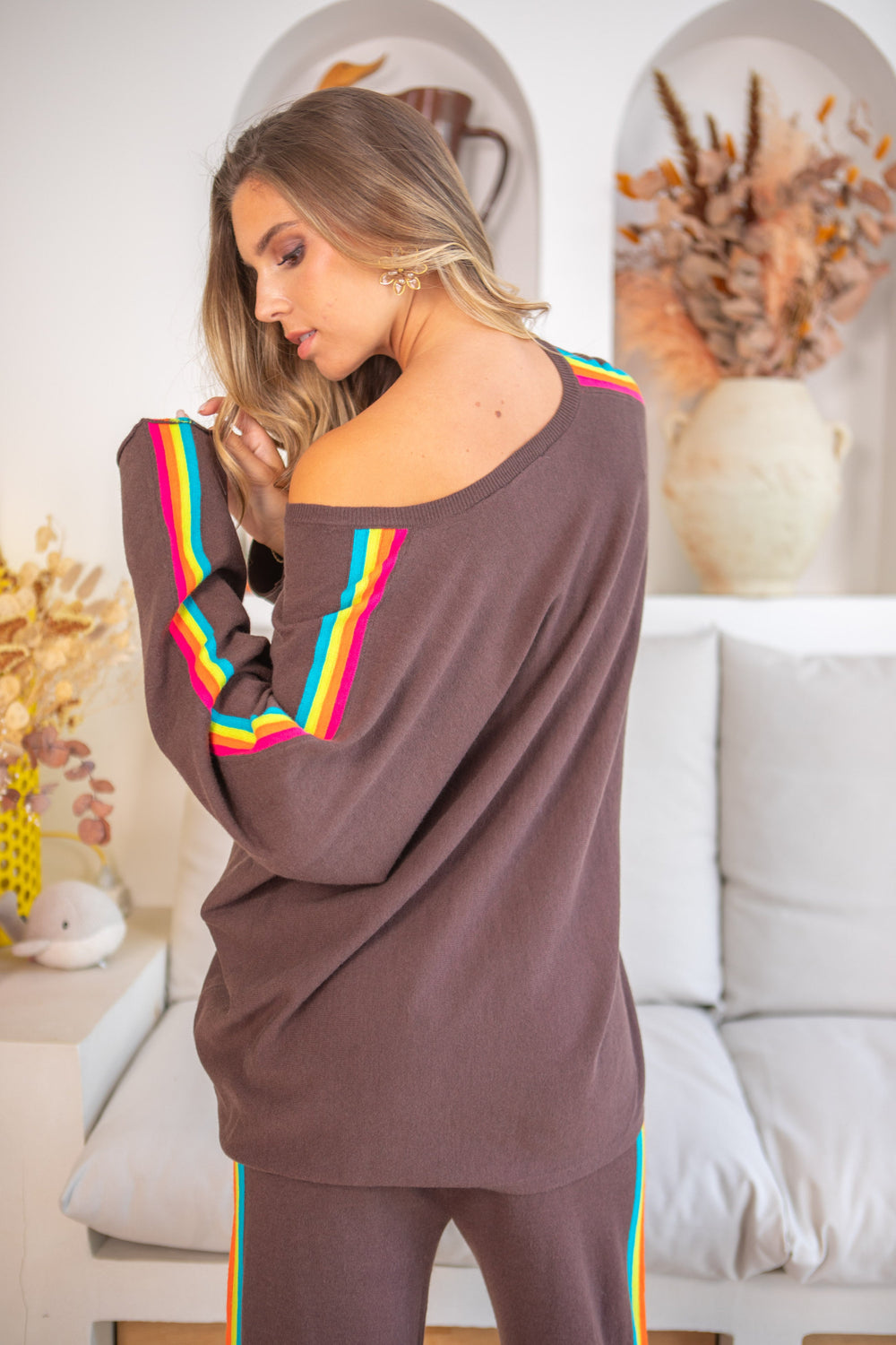 Pull oversize avec bandes arc en ciel Capucine Taille
