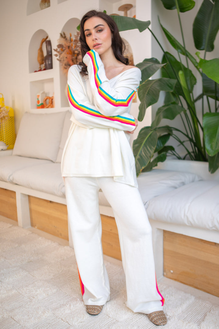 Pull oversize avec bandes arc en ciel Capucine Taille