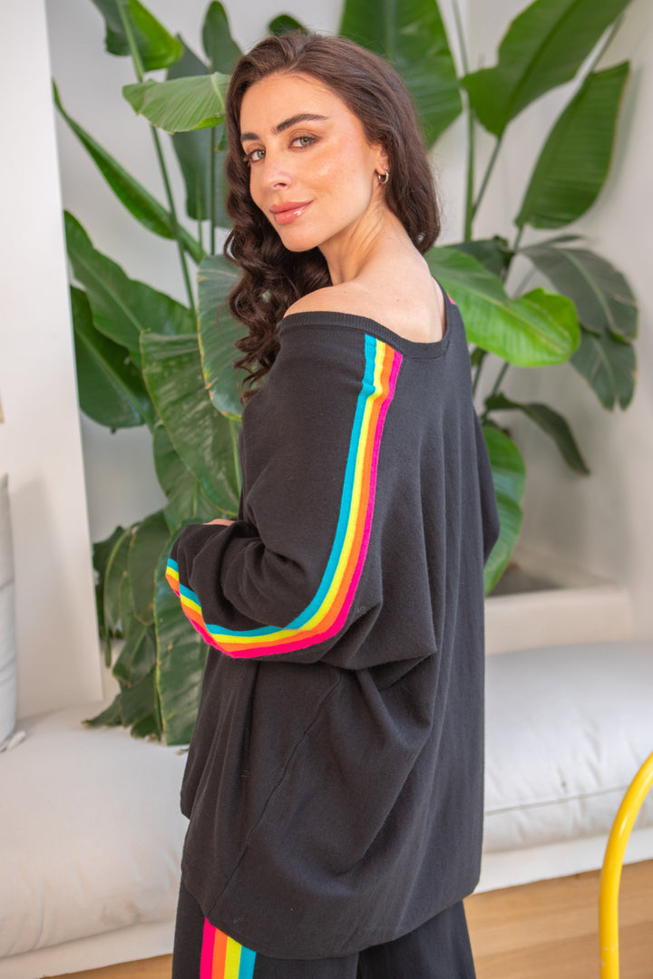 Pull oversize avec bandes arc en ciel Capucine Taille