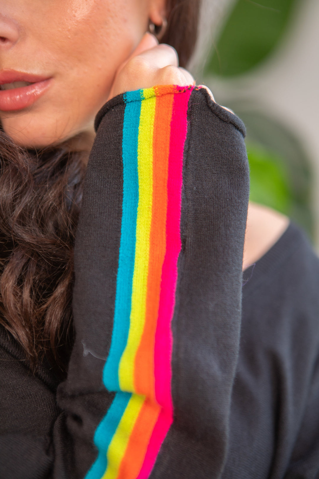 Pull oversize avec bandes arc en ciel Capucine Taille