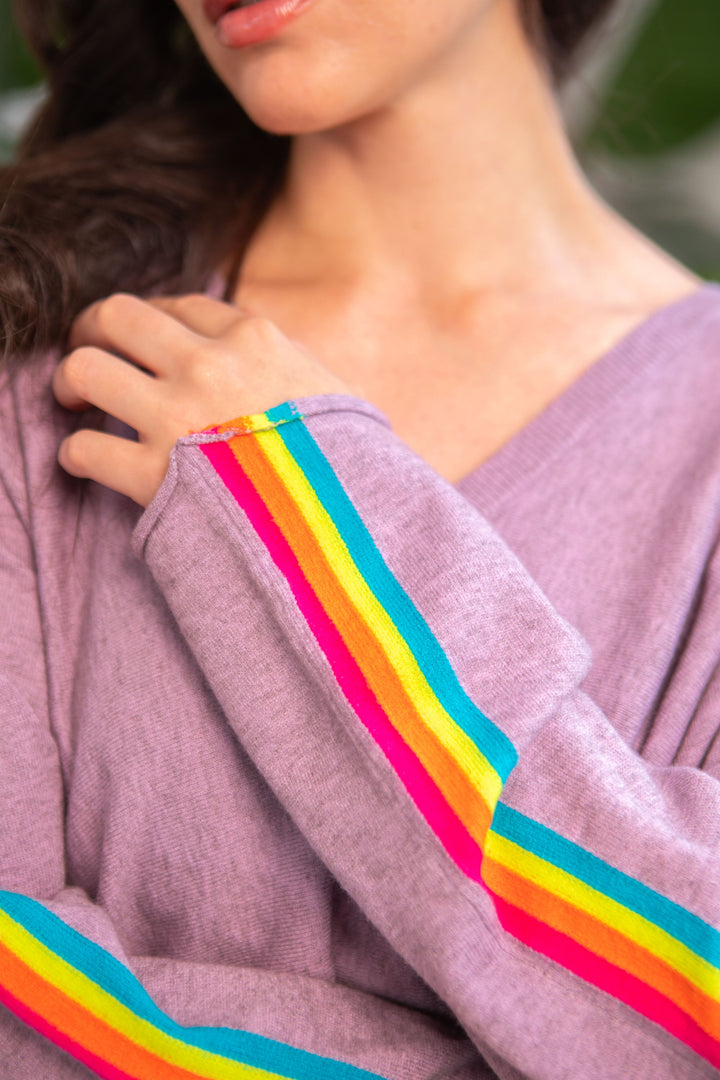 Pull oversize avec bandes arc en ciel Capucine Taille