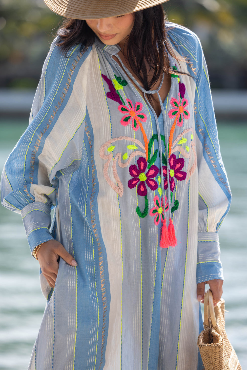 Robe Brodée Col Ouvert à Nouer Salome - Taille unique: 36