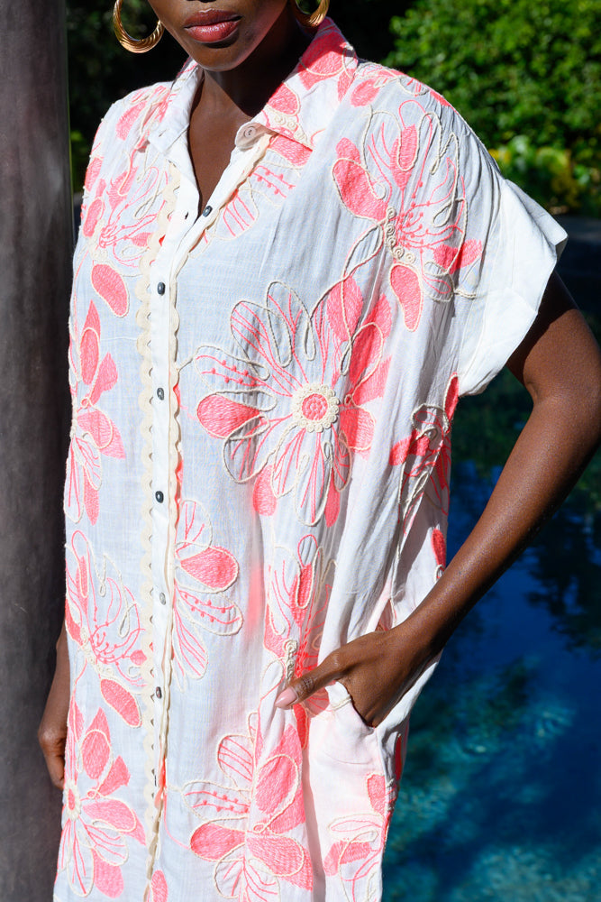 Robe chemise brodée fluide Bella - Taille unique: 36 au 42