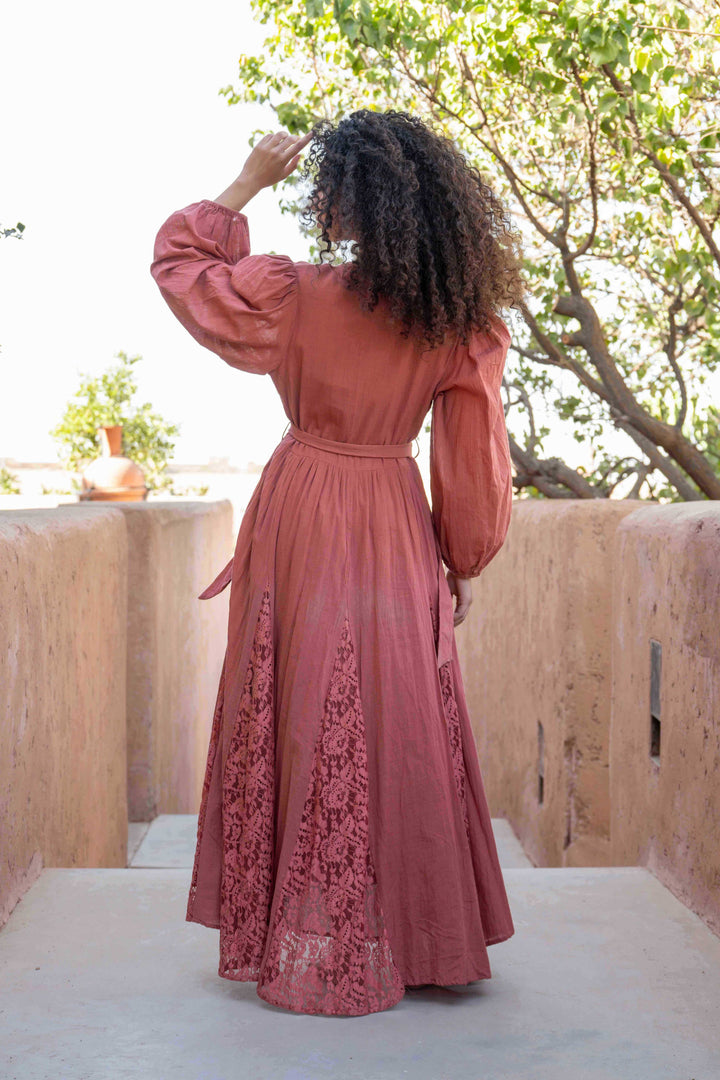 Robe Longue Ceinturée Nava - Robes