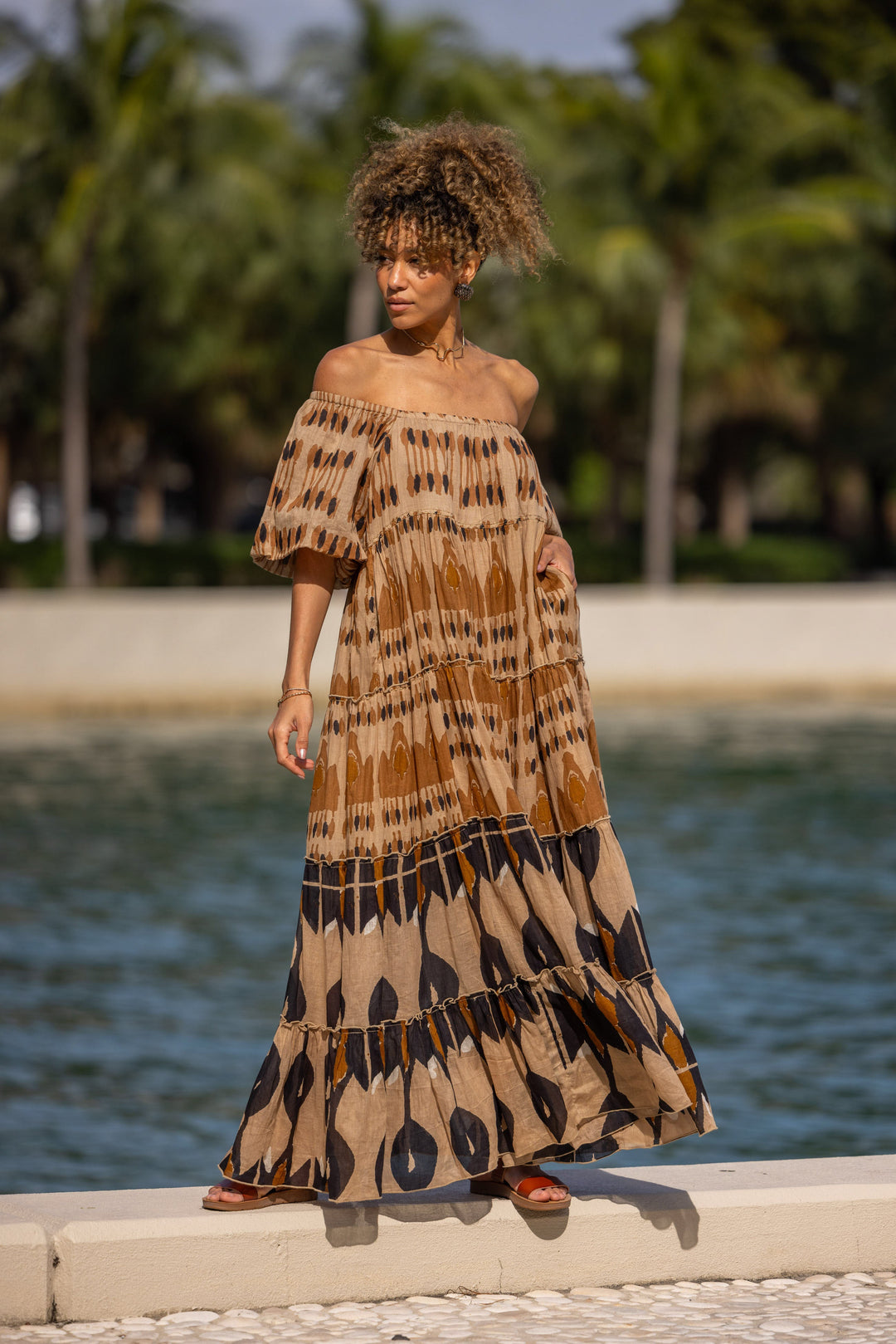 Robe Longue Encolure Bardot Riona - Taille unique 36-50