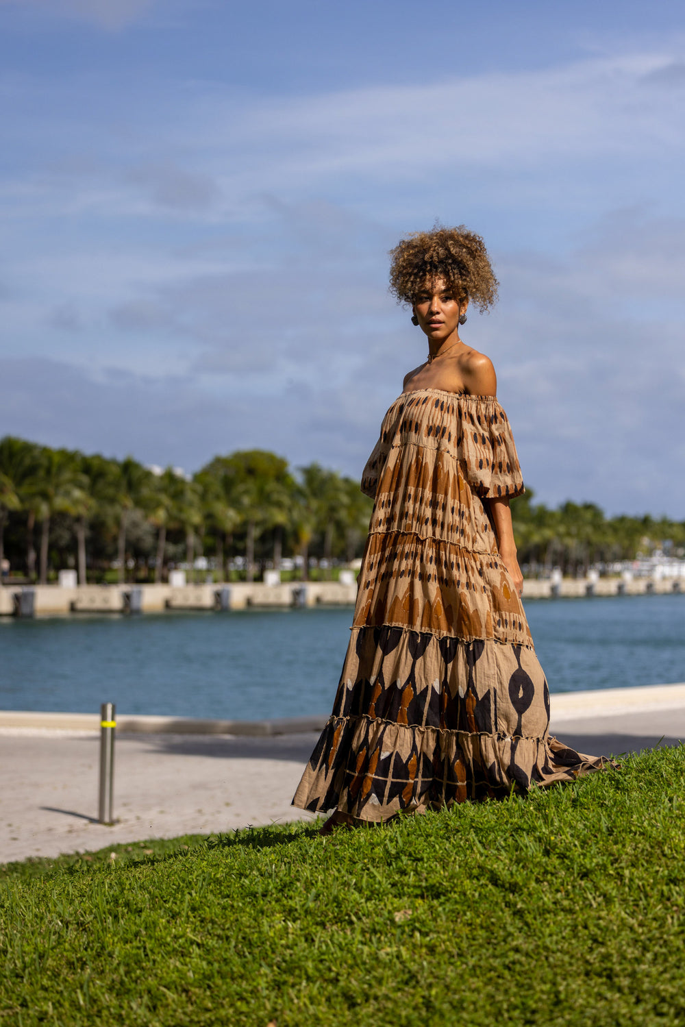 Robe Longue Encolure Bardot Riona - Taille unique 36-50