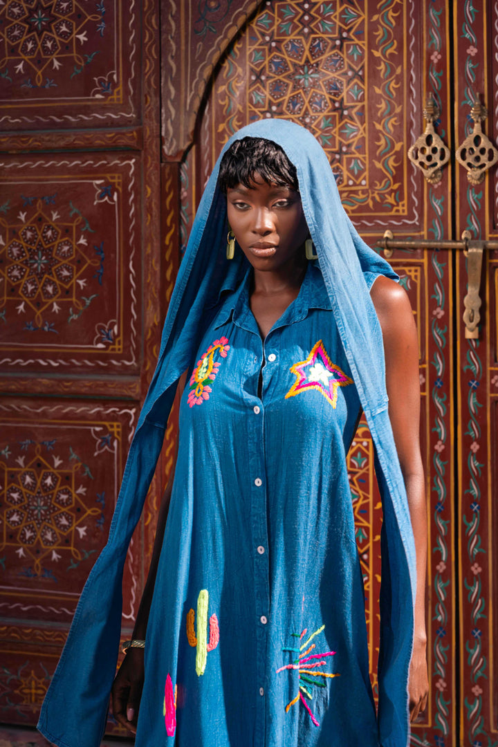 Robe Longue Sans Manches Brodée Sirene - Robes