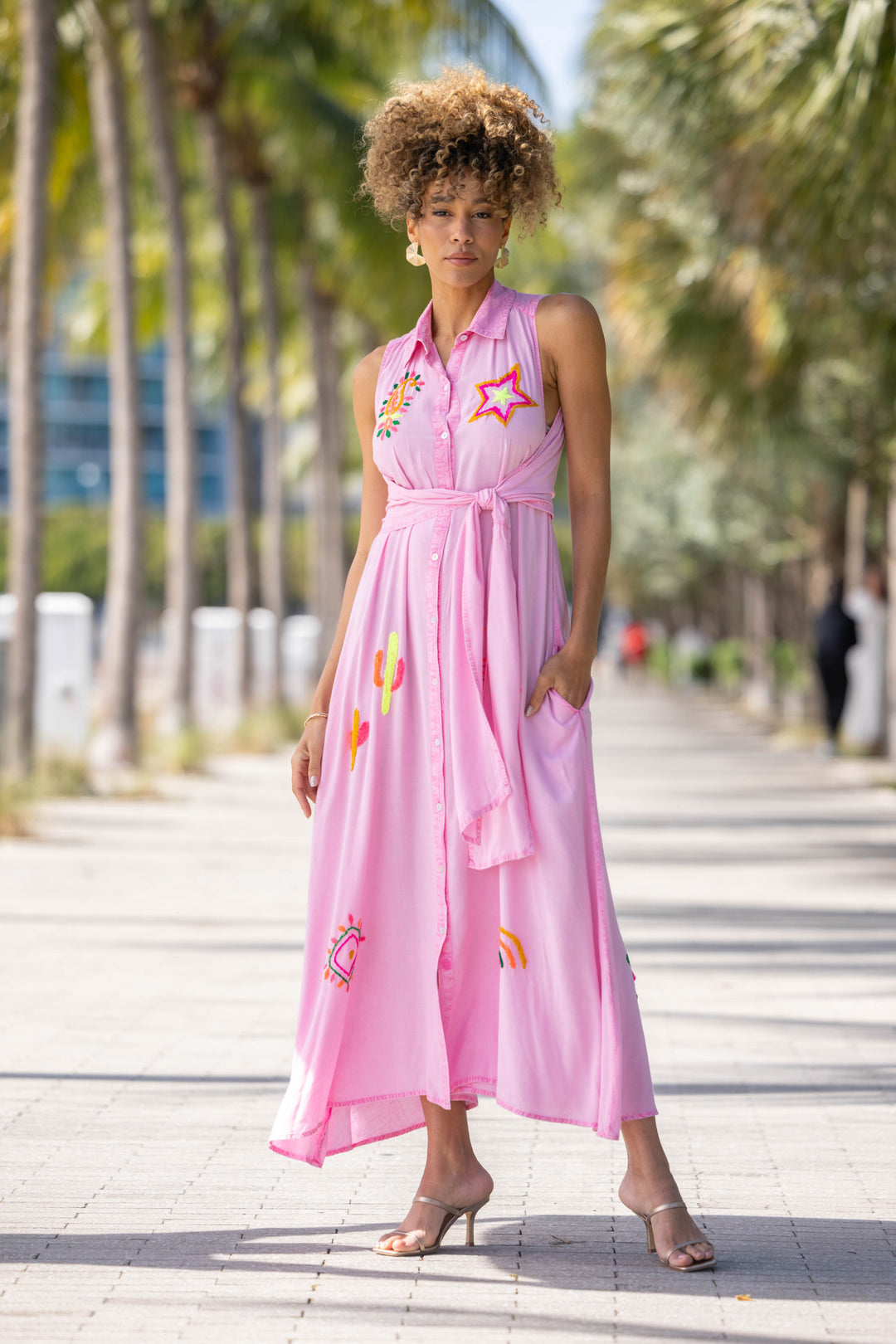 Robe Longue Sans Manches Brodée Sirene - Robes