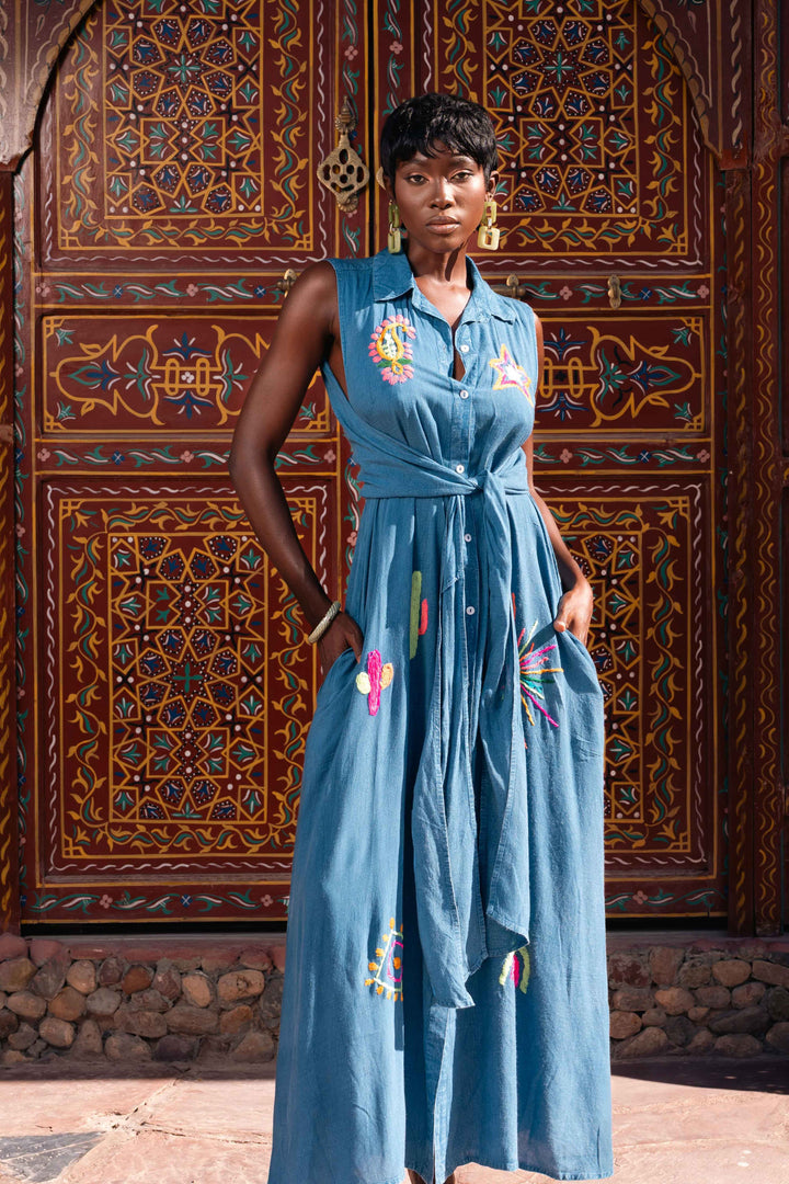 Robe Longue Sans Manches Brodée Sirene - Robes