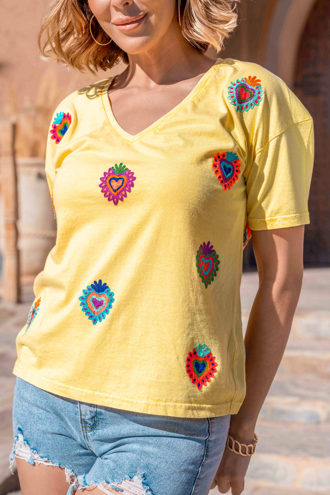 T-shirt brodé cœurs Mino - Taille unique: 36 au 42 / Jaune