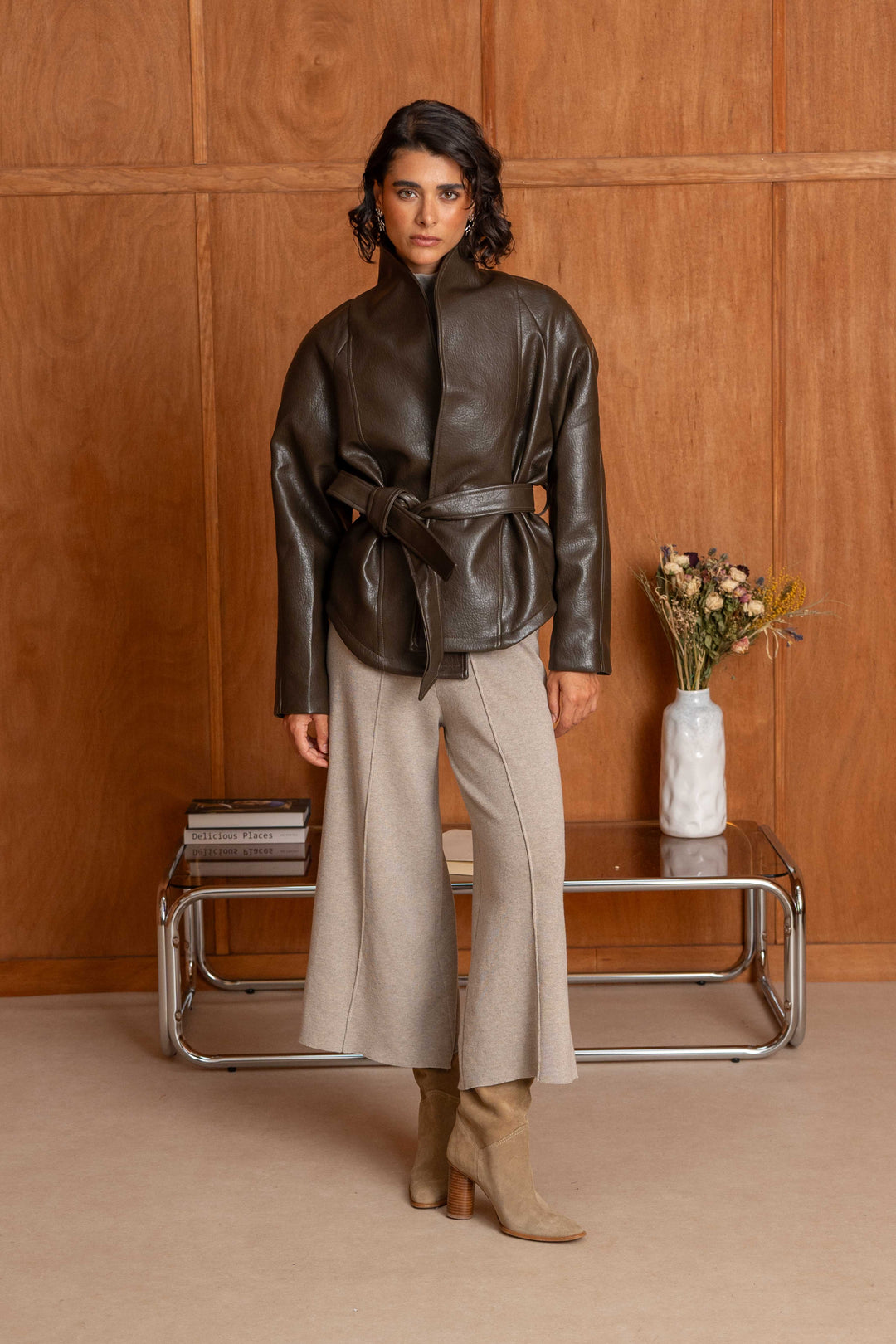 Veste ceinturée en simili cuir Maddie 2688-012 - Manteaux
